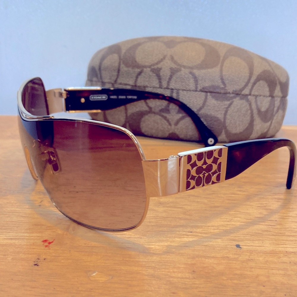 COACH Sunglasses